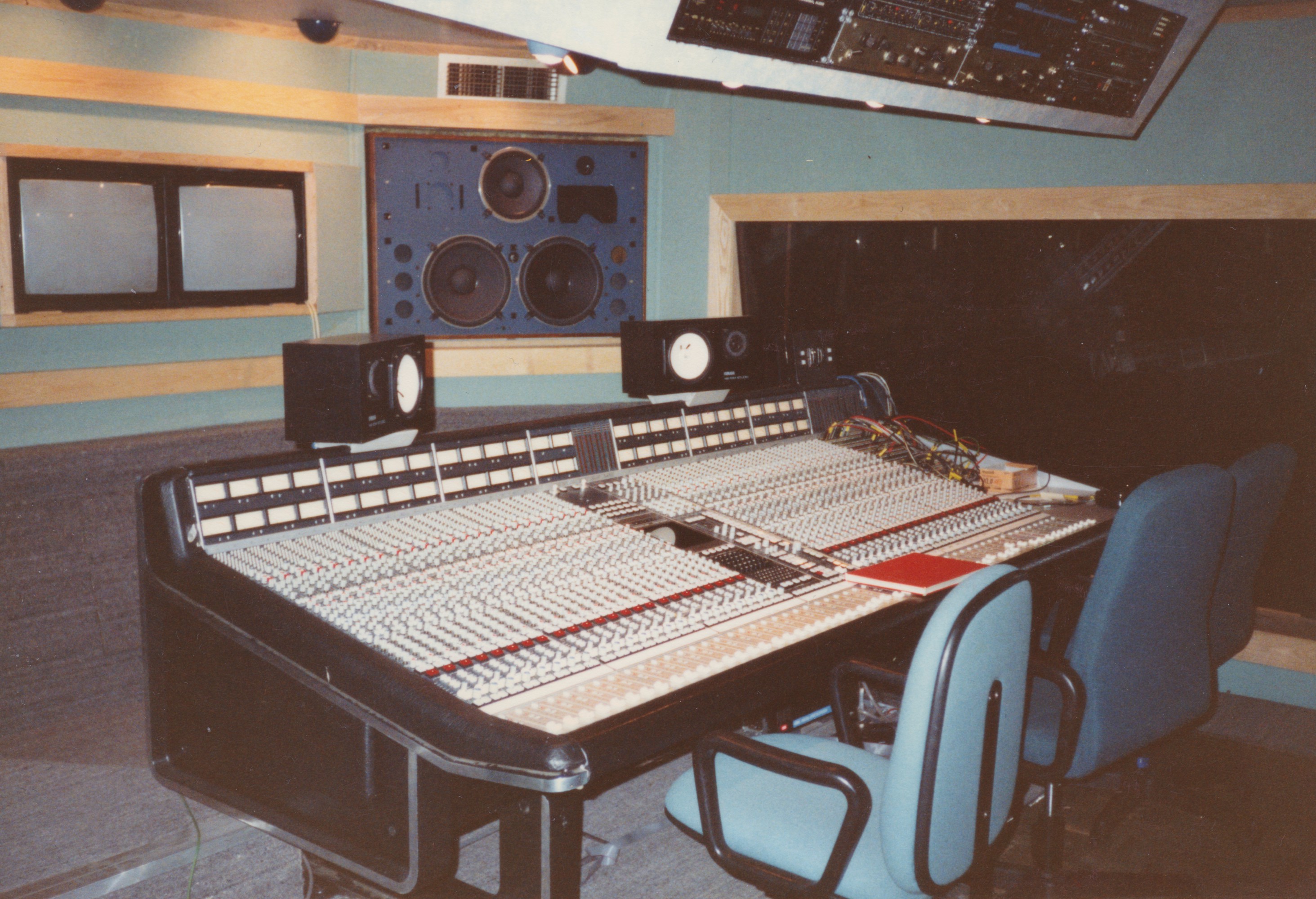 THE SSL DESK IN STUDIO1